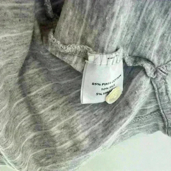 Peter Millar Men’s Gray & White Striped Golf Polo Size Medium - Picture 5 of 7